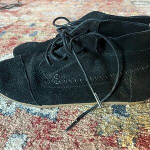 Toms Black Lace Up Boots